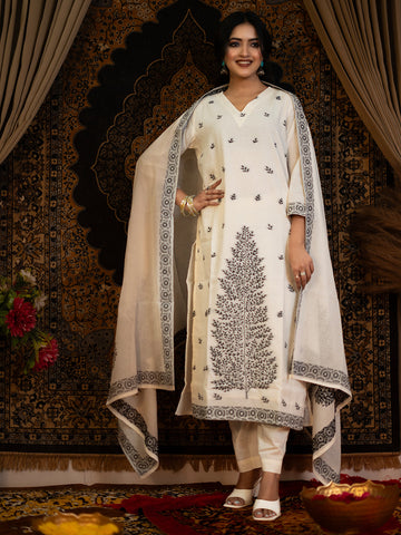 Off-White Cotton Jacquard Kurta Set – Elegant Festive Wear for Women