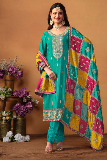 Costume Anarkali brodé de créateur moutarde