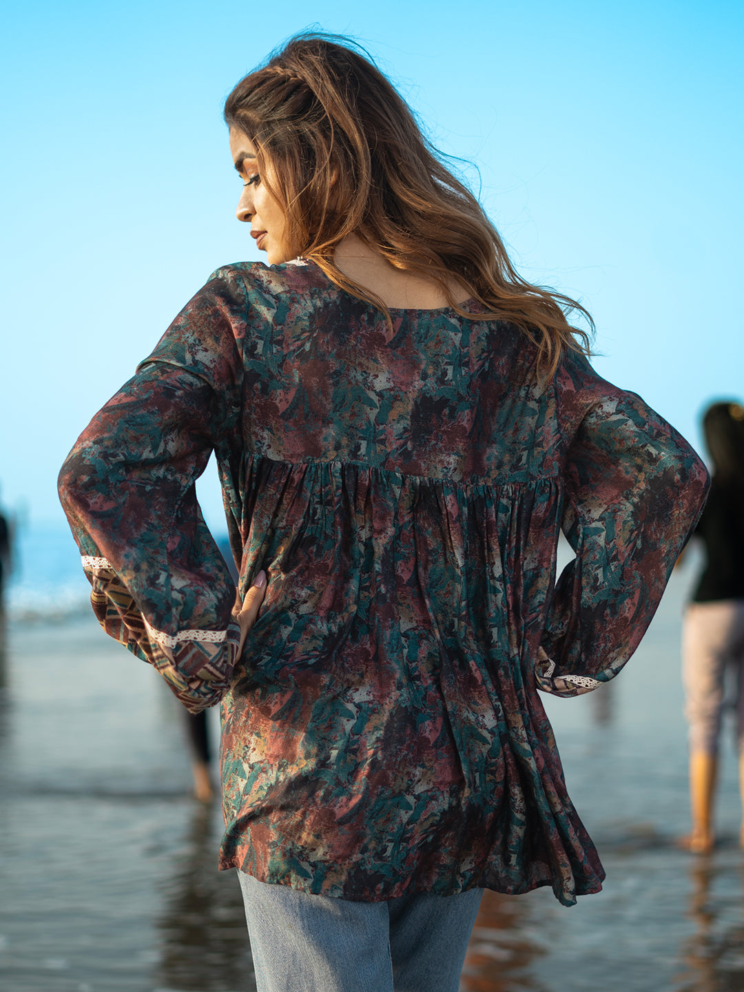 Multicolor Abstract Floral Print Muslin Kurta with V Neck and Puff Sleeves – Lace & Pendant Work