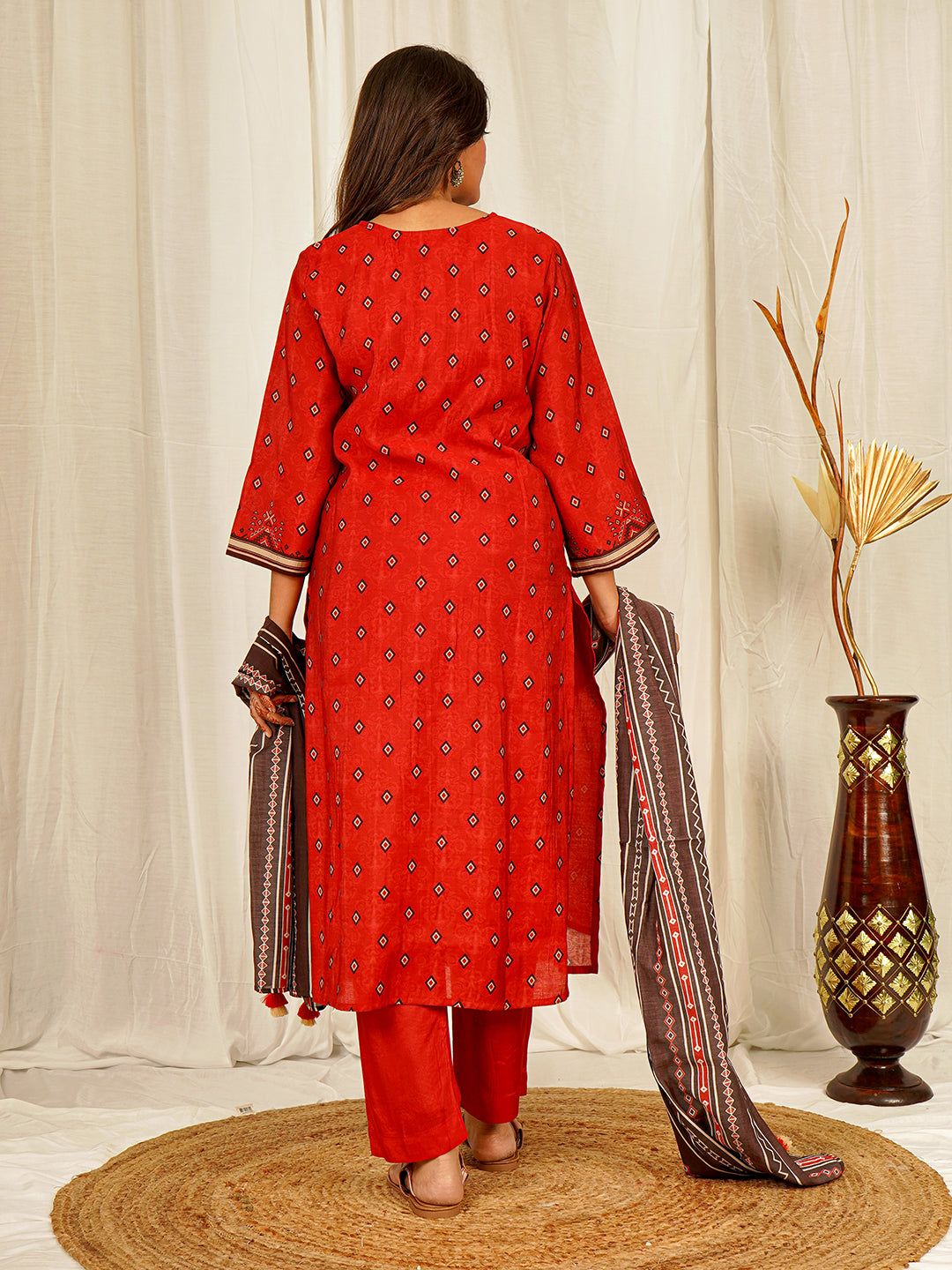 Red Geometric Print Chanderi Kurta Set – Elegant Wedding & Festive Wear