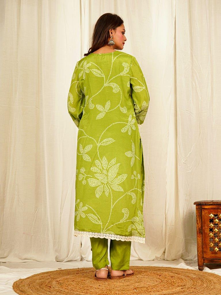Elegant Pear Green Bandhani Floral Printed Muslin Kurta Set with Handwork, Lace Trims