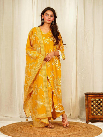 Radiant Mustard Bandhani Floral Printed Muslin Kurta Set with Handwork Detailing