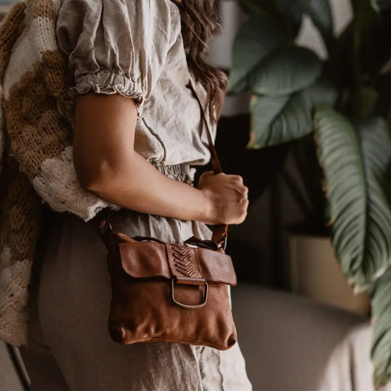Asta - The Shoulder Handbag -Cognac & Dark Brown Kompanero