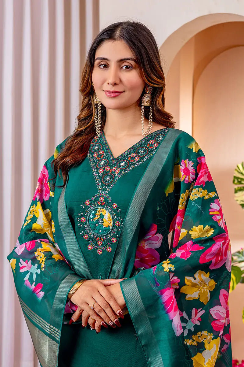 Green Emerald Elegance Embroidered Suit with Floral Dupatta